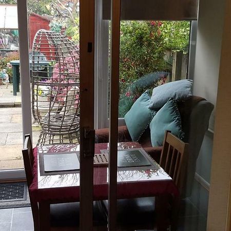 The Little Hideaway Apartment Fleetwood Ngoại thất bức ảnh